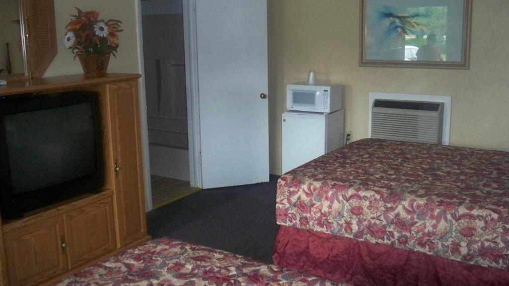 Catalina Airport Motel Avon Eksteriør billede